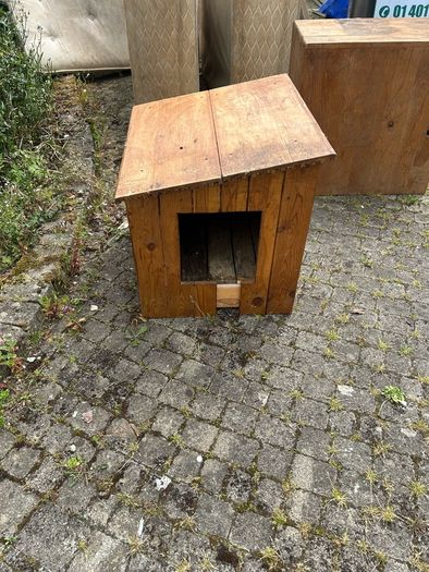 dog box