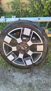 Hyundai Kona 19 Inch Alloy Wheel With Tyre 235/45 R19