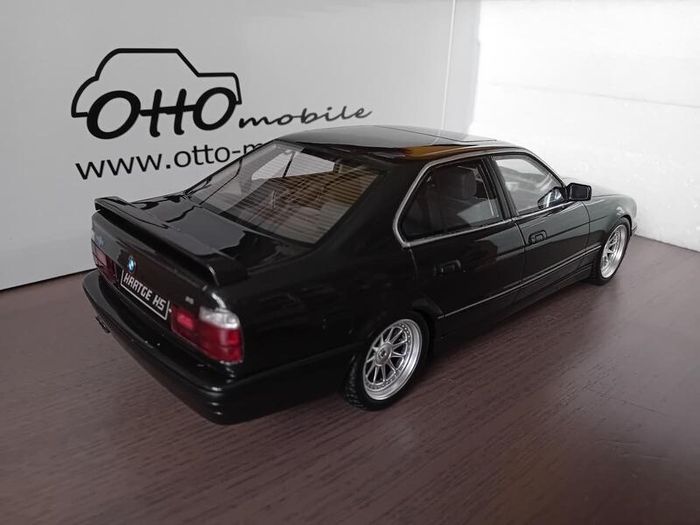 BMW e34 Hartge V12 1989 H5 - 1/18 - New in Box - Ottomobile