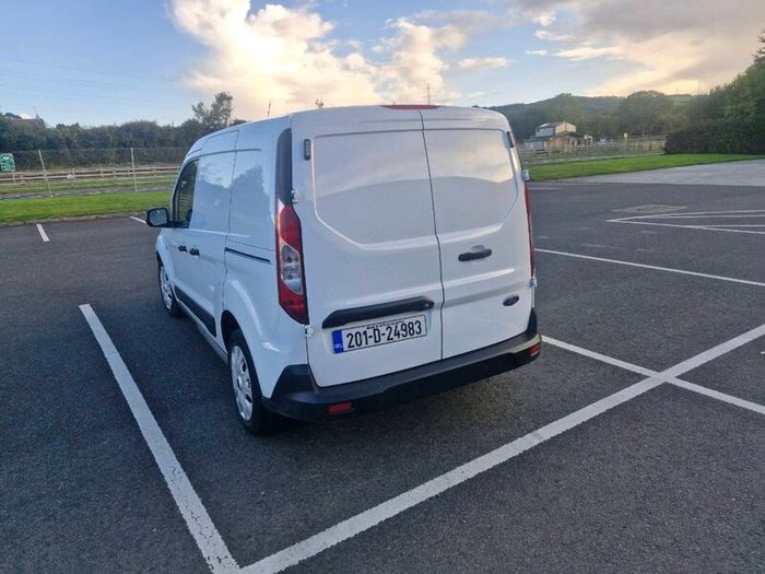 Ford Transit Connect Trend 1.5 TDCi 120PS