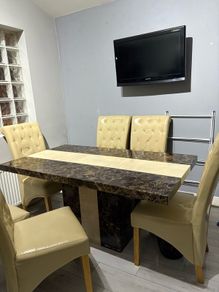marble dining table