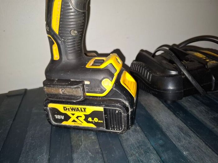 Dewalt Drill set