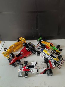 5 NOS Bburago 1/24 Grand Prix Cars
