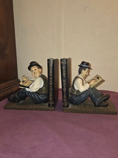Laurel and Hardy bookends