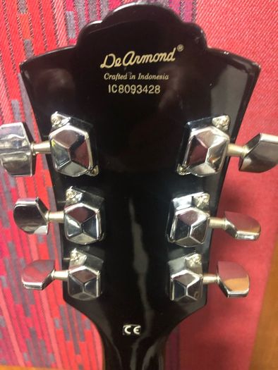 DeArmond M-65C Les Paul Style Electric Guitar