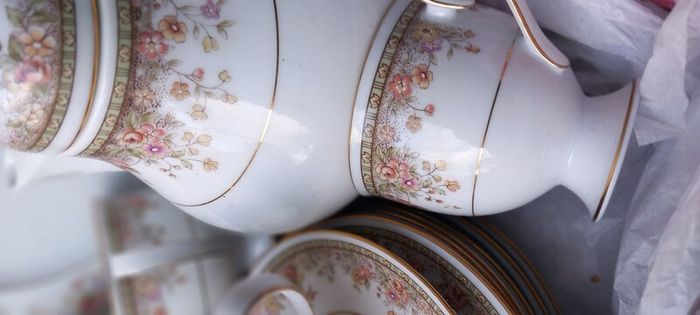 21 piece  noritake tea set