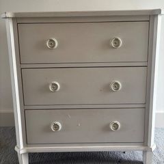 Laura Ashley Chest of drawers