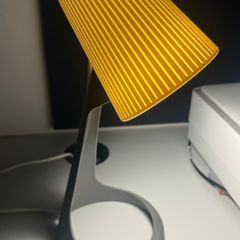 desk lamp