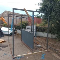 horsebox partition