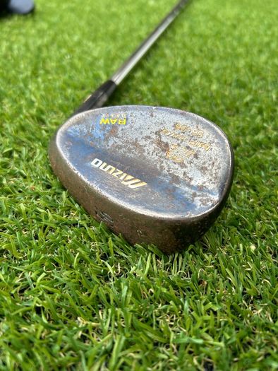 Full set of golf clubs