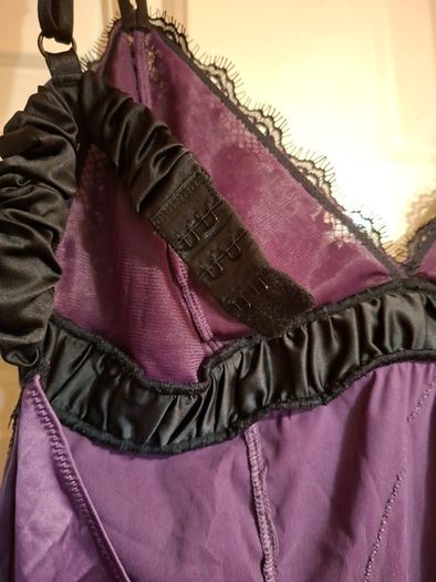Satin/lace lingerie