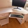 White corner computer desk, 120cm wide, 79cm deep and 76cm high Image 2