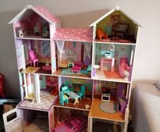 doll house