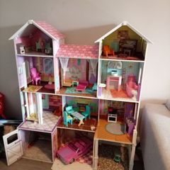 doll house