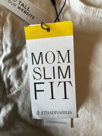 Stradavarius Mom Fit Shorts-Size:10