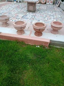 Flower pots