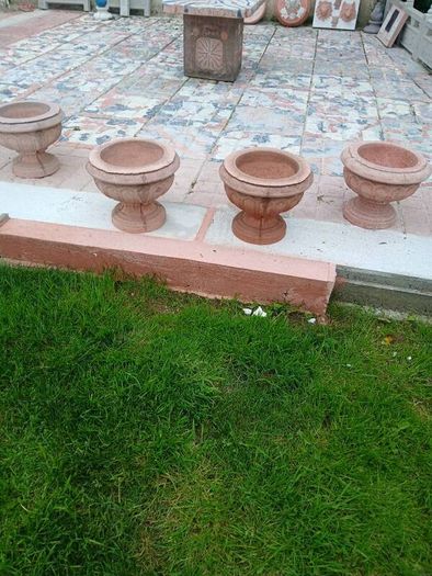 Flower pots
