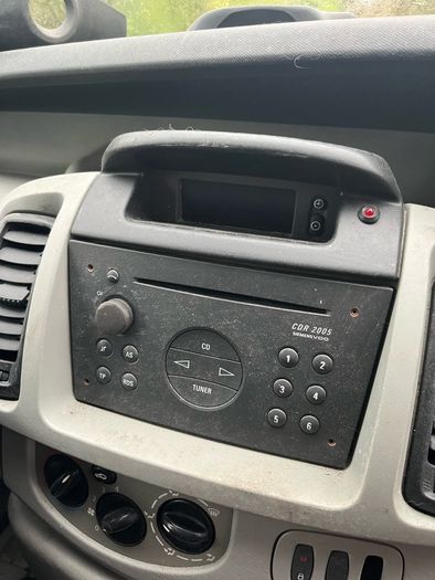 opel vivaro parts