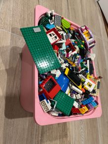 Large 5.8KG Box of LEGO pieces
