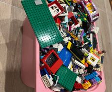 Large 5.8KG Box of LEGO pieces
