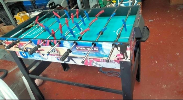 Games table pool table
