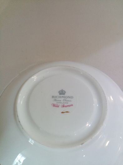 Tea Trio / Set Richmond Bone China