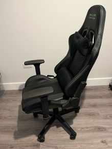 Gaming chair