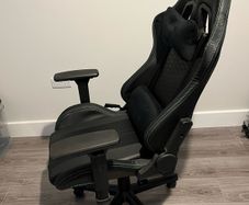 Gaming chair