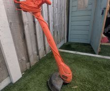 Black and decker strimmer GL360