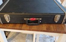 On stage six guitar  stand