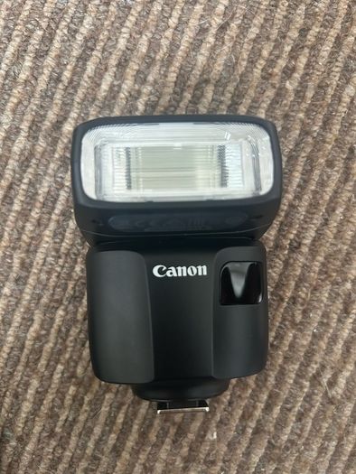 Canon Speedlite EL-100 + Phottix Remote + Case