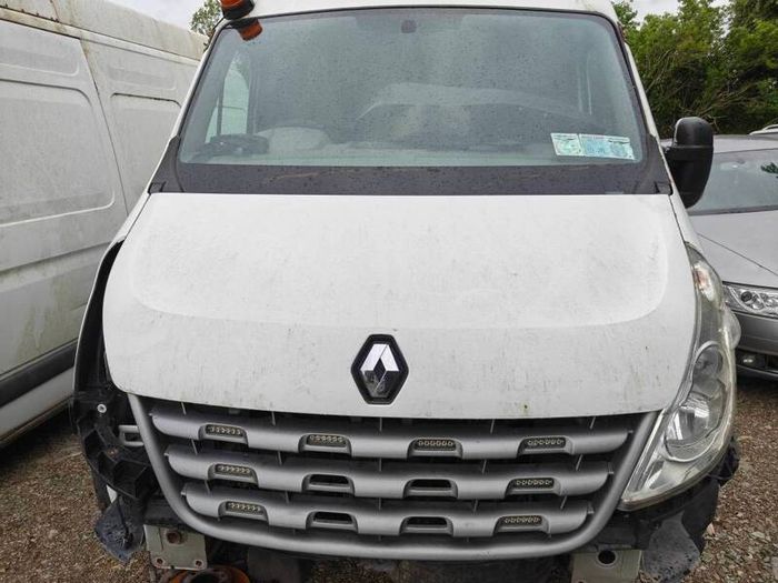 2013 renault master parts
