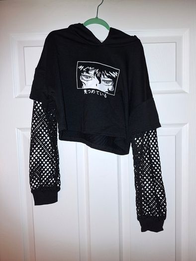 Small summer bundle, some items brand NEW, 11/12 yo