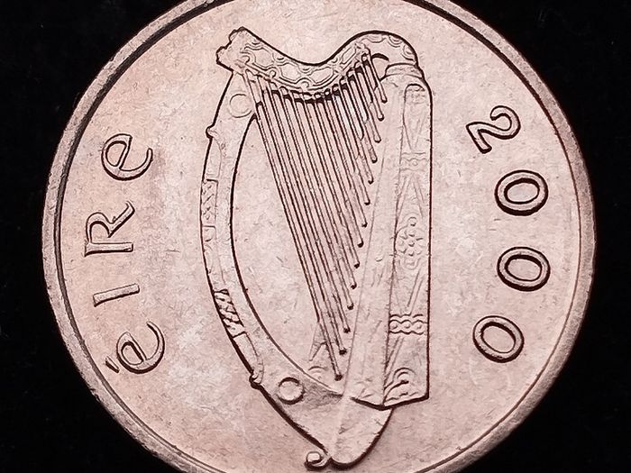 [#2587] - Ireland 2000 | Irish 5p | 5 Pence | Bull | KM.28 | MS