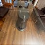 Dinning table Image 4