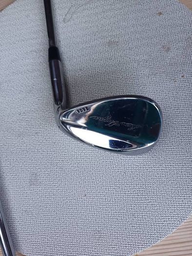 golf clubs