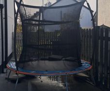 Trampoline