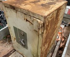 Heavy duty Chubb safe