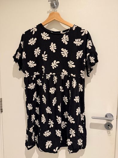 maternity wardrobe