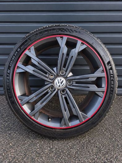 18" VW R-Line GTI Sevilla +Michelin Tyres