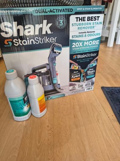 Shark StainStriker - Stain Remover