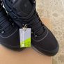 Hiking boots Image 3