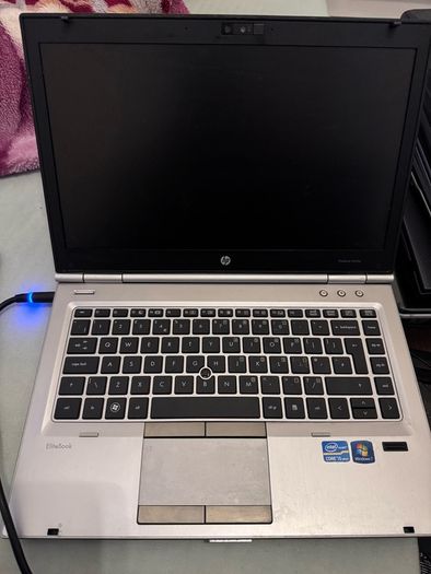 19 laptops for parts or repair