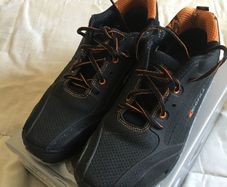 Footwear safety shoes
