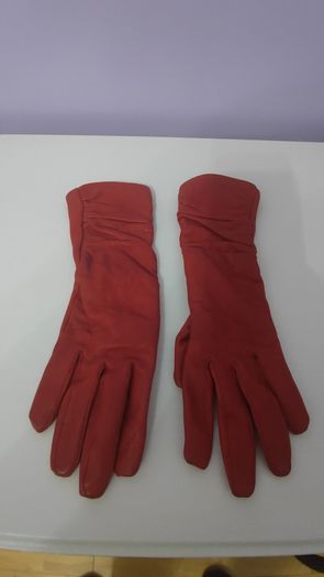 Red Gloves