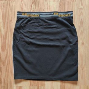 Mini tube skirt, size 8