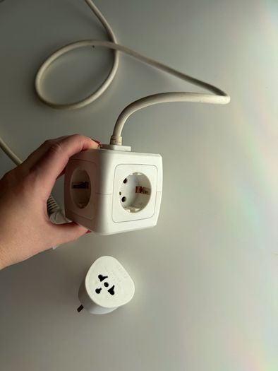 Plug adapters Eu to Uk
