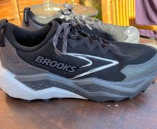 Brooks size 9