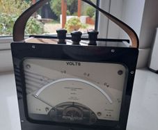 Vintage Voltmeter