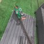 PowerToolsBlack+Decker 500W electric hedge trimmer in Image 4